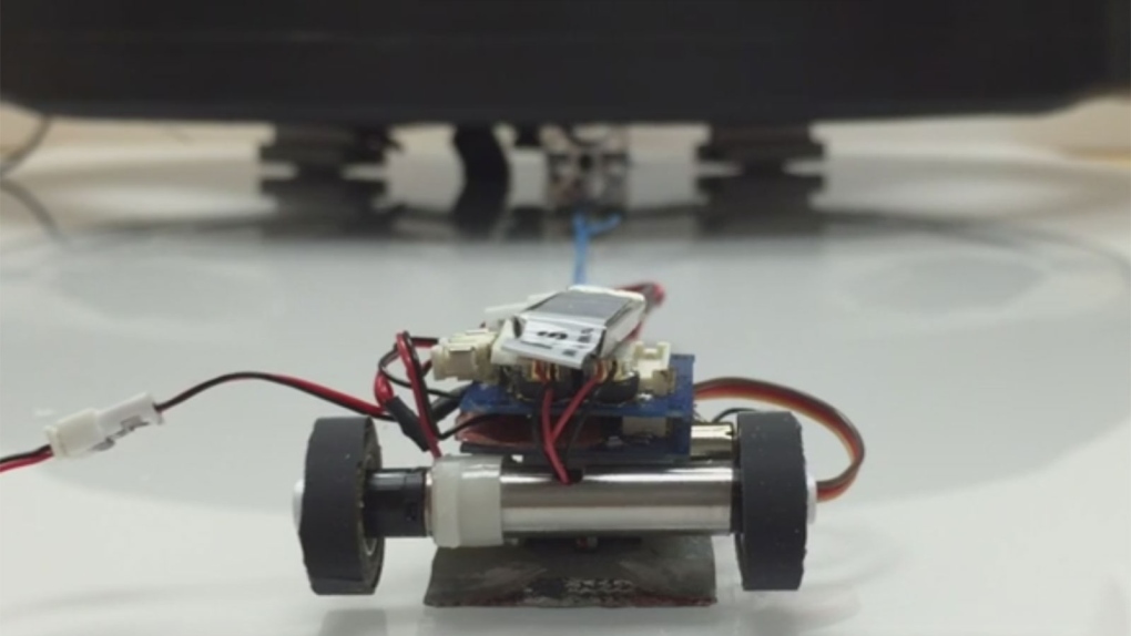 MicroTug robot