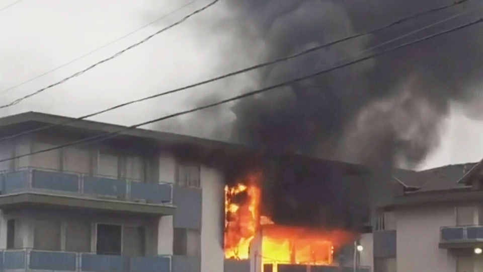 Fire rips through Langley apartment building 
