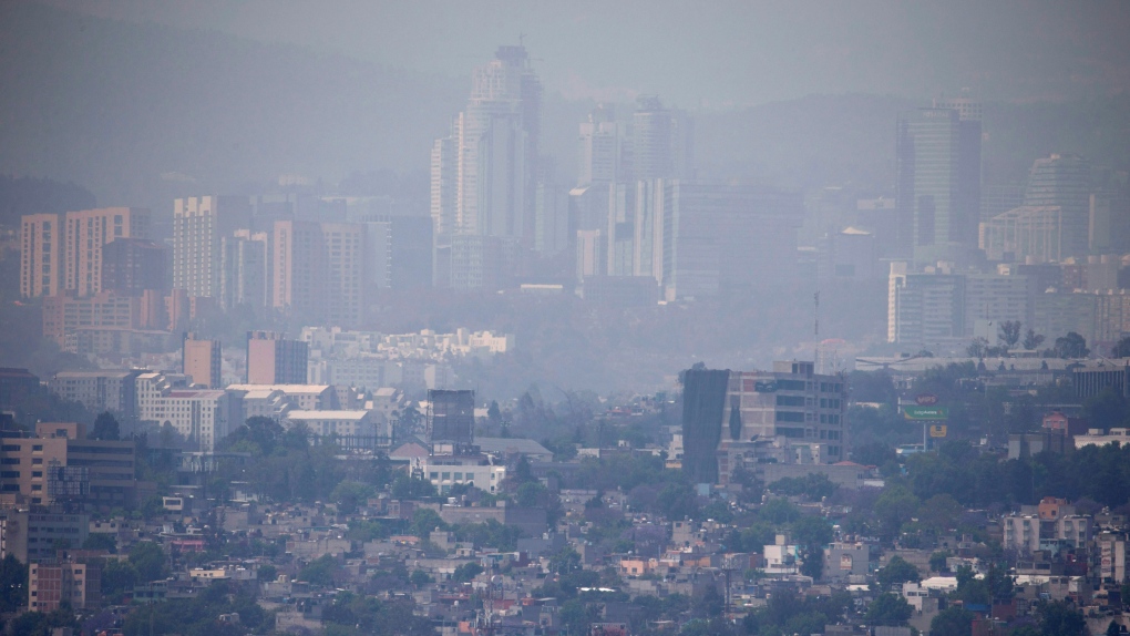 Mexico City faces smog crisis