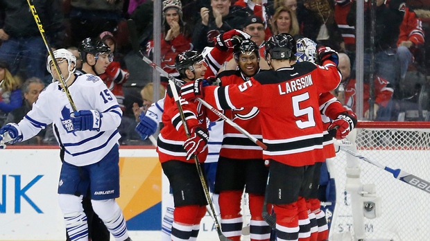 Cory Schneider's start sparks Islanders' win over Devils