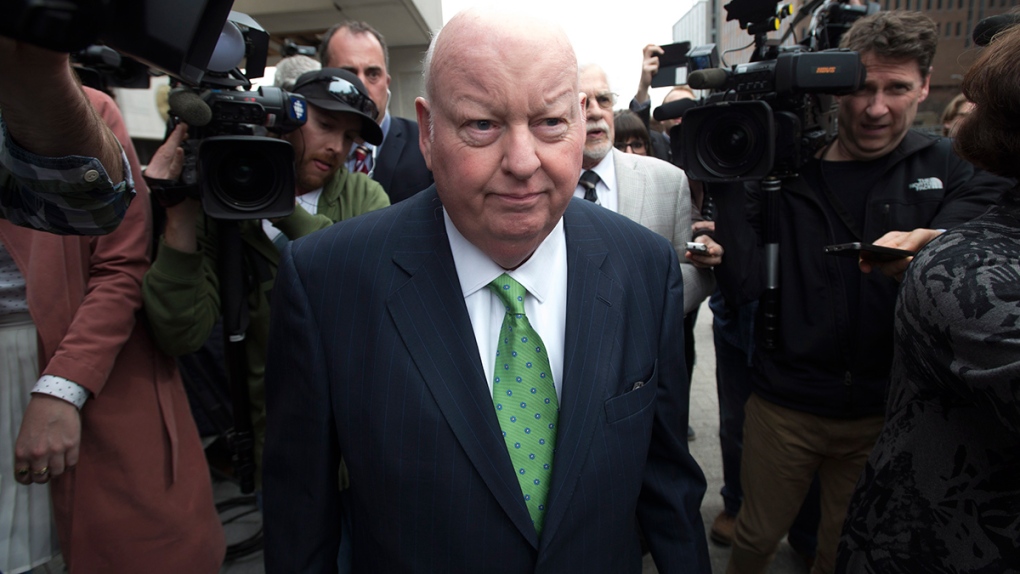 Sen. Mike Duffy leaves the courthouse