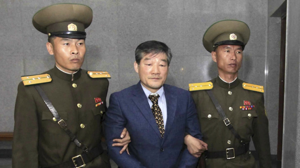 North Korea sentences US citizen to jail