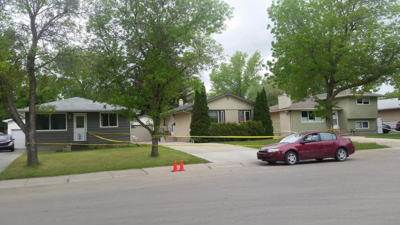 Regina Police investigate a homicide in the 200 block of Upland Drive on May 23, 2016 (Rebekah Lesko / CTV Regina)