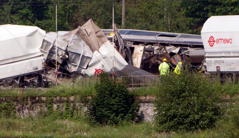 3 dead, 10 hospitalized as 1 Belgian train runs into another | CTV News
