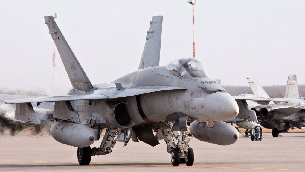 Super hornet jets considered to replace CF-18s