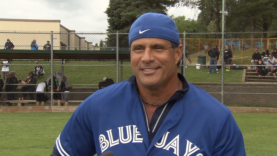 Jose Canseco brings awareness to opiate addiction at charity ball game