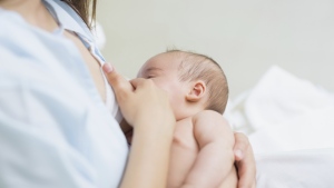 A study assessed more than 1,500 children and found a strong link between how long they were breastfed and signs of behavioral disorders between the ages of seven and 11. (Wavebreak / Istock.com) 
