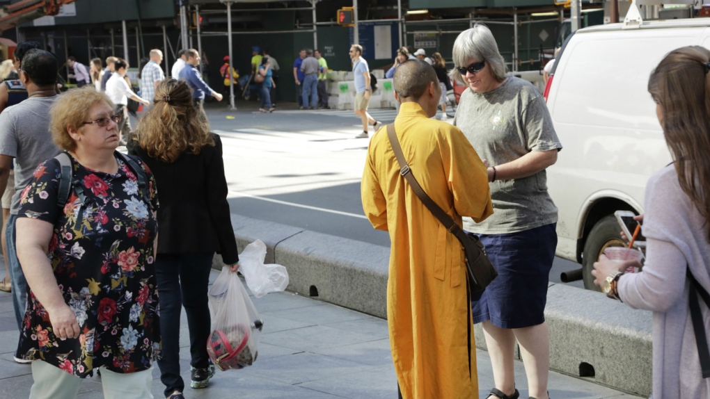 Fake monks ask for donations in New York