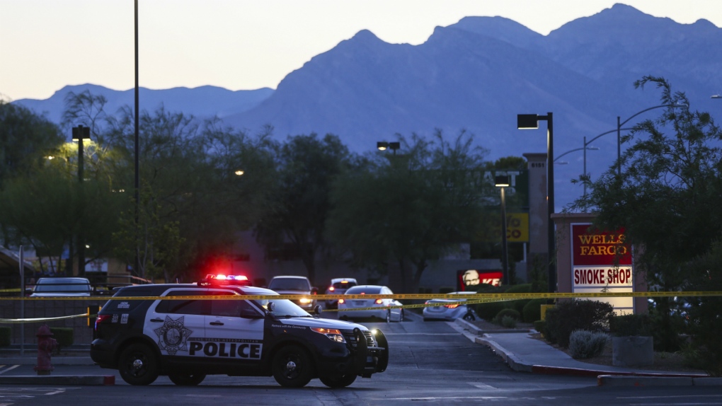 Father shoots family in Las Vegas, police say