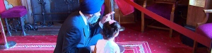  Toddler's precious meeting with Canada's minister