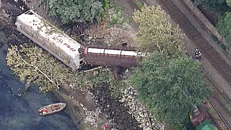 No injuries after train transporting grain derails