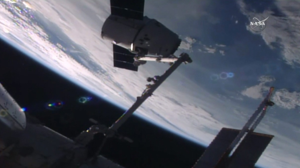 SpaceX Dragon arrives at ISS