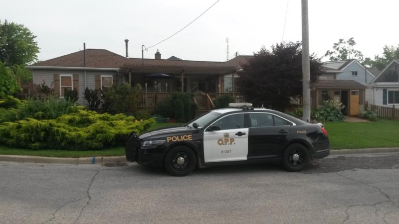 RCMP say a home on Bayview was part of the investigation in Leamington, Ont., on Thursday, July 28, 2016. (Courtesy Alan Antoniuk)