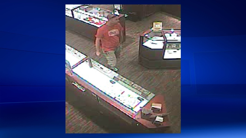 Windsor police are looking for a suspect after a robbery at Peoples Jewellers in Windsor, Ont. (Courtesy Windsor police)