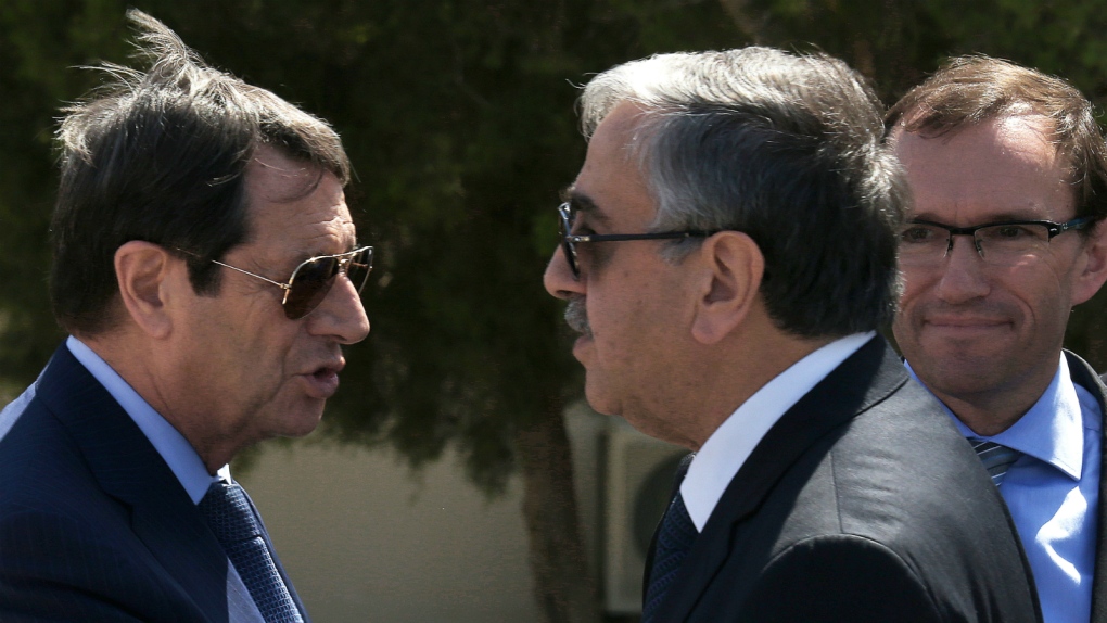 Cypriot leaders meet for peace talks