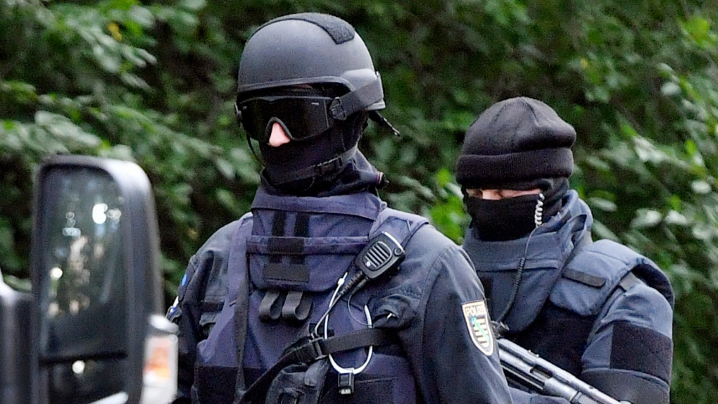 German police arrest alleged bomb suspect