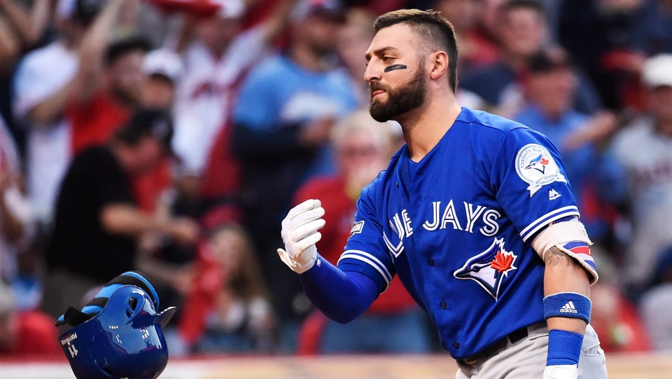 kevin pillar face mask