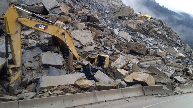Rockslide closes Trans-Canada Highway