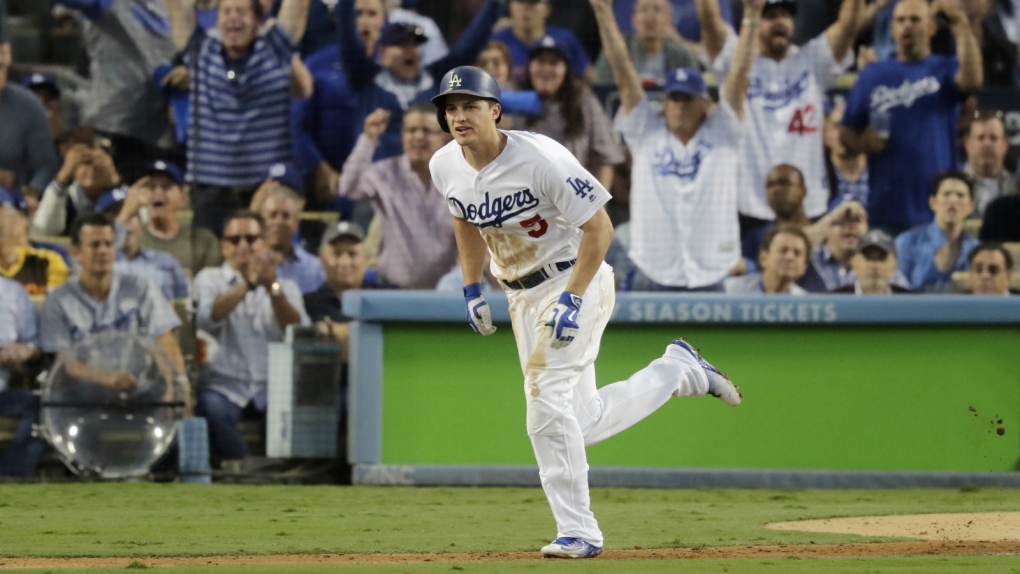 Corey Seager wins rookie honour