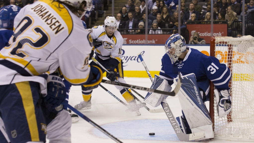 Nashville edged by Toronto in NHL action