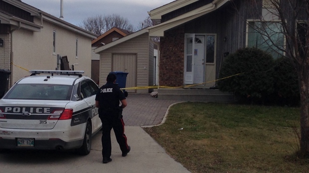 Man shot after answering his door: Winnipeg police