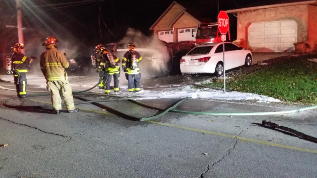 vehicle fires investigated in Windsor
