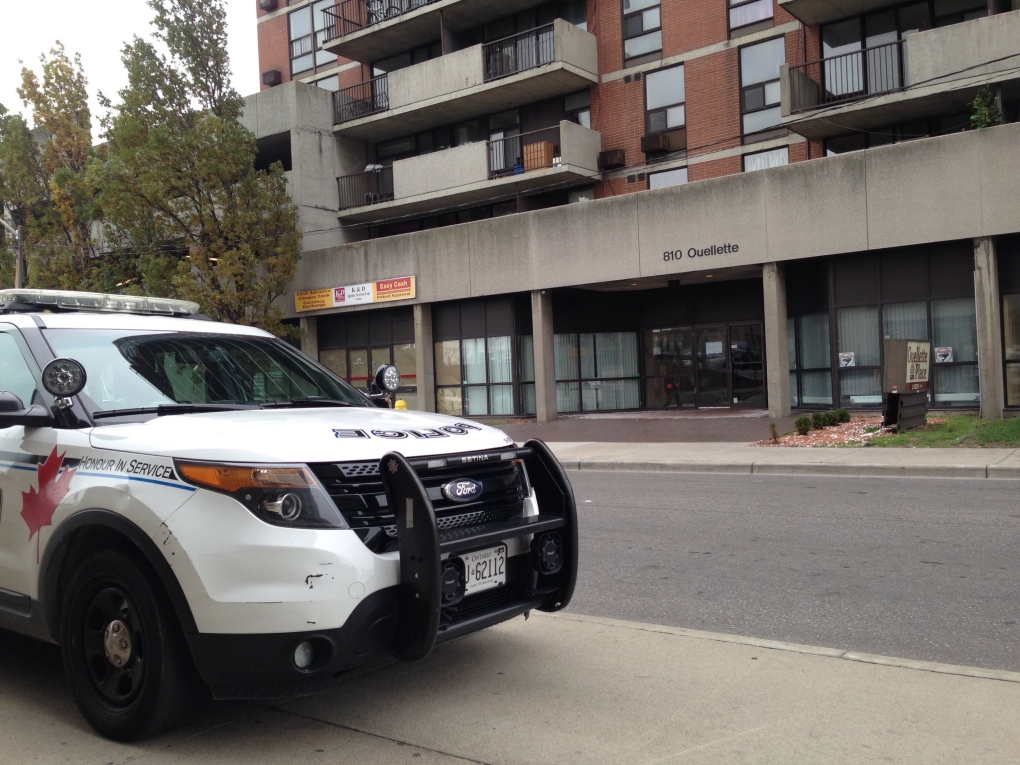 Man found in apartment building on Ouellette died