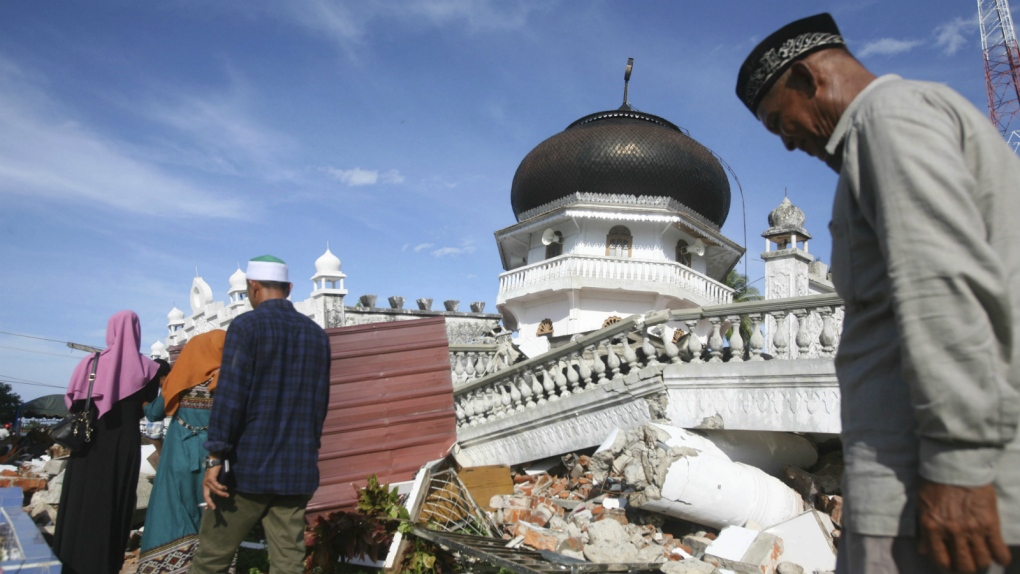 Indonesia quake survivors