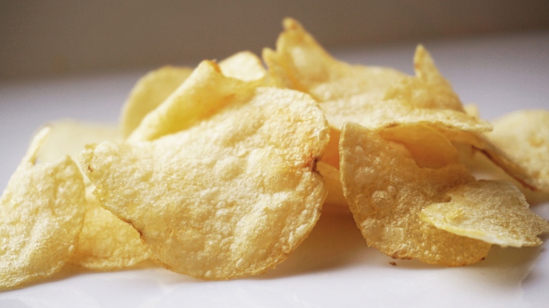 Potato chips are seen in this undated photo (Kate Ter Haar / Flickr)