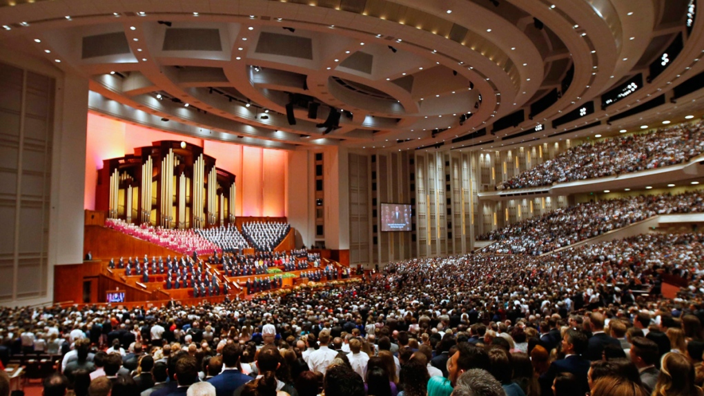 The Mormon Tabernacle Choir performs