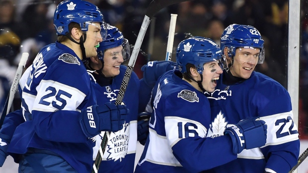 Centennial Classic Uniforms: Leafs, Wings Look to the Next Century –  SportsLogos.Net News