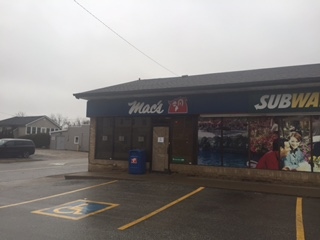 Mac's and Subway close in Harrow, Ont., Friday, Jan. 20, 2017. (Sacha Long / CTV Windsor)