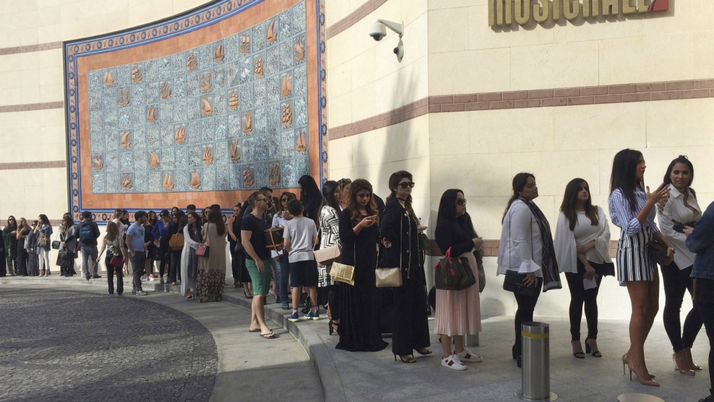 Kim Kardashian fans line up in Dubai