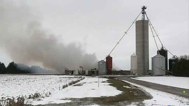 Barn destroyed by fire in Lambton County 