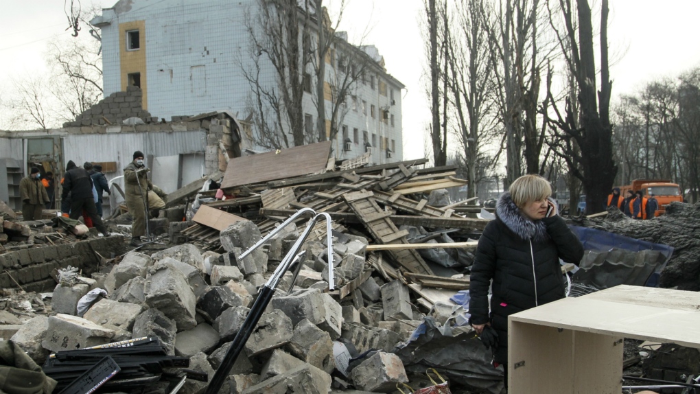 Shelling continues in Ukraine
