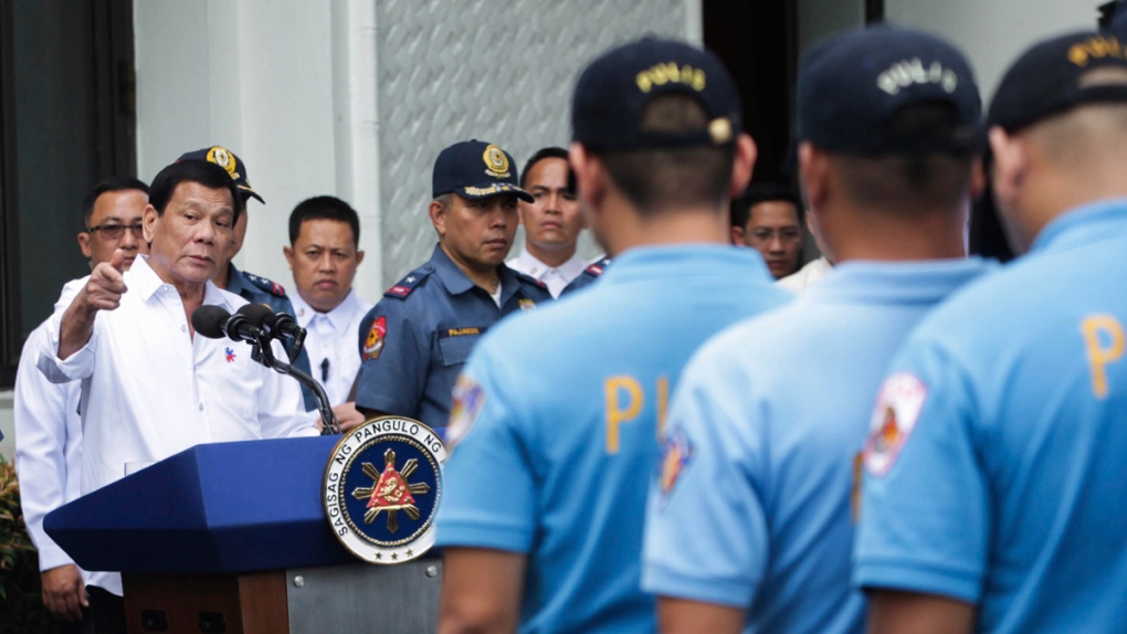 Philippine President Duterte berates police