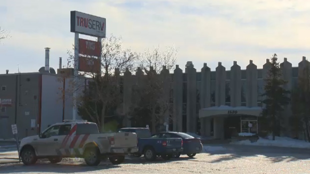 200 Winnipeg jobs cut as Tru Serv distribution centre closing - CTV News