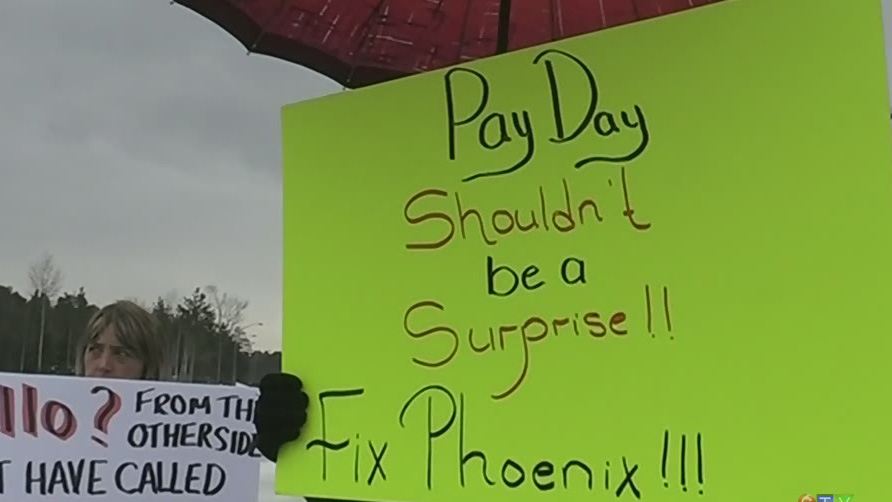 Protesting the Phoenix pay system