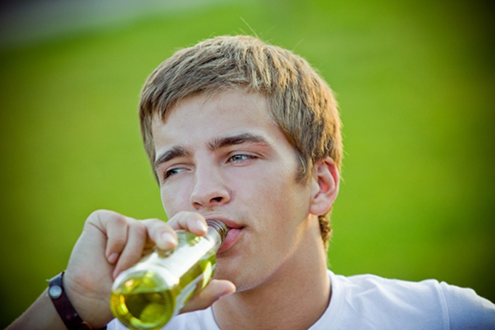 teen drinking
