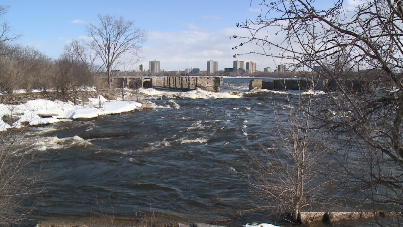 The ruins of the dam at the Deschêne rapids are set to be torn down by Transport Quebec, who owns the land. Community groups and the mayor of Gatineau oppose the move. (Dave Charbonneau/CTV Ottawa, February 27, 2017) 