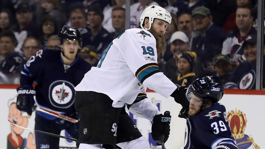 Joe Thornton gets 1,000th assist during Jets game