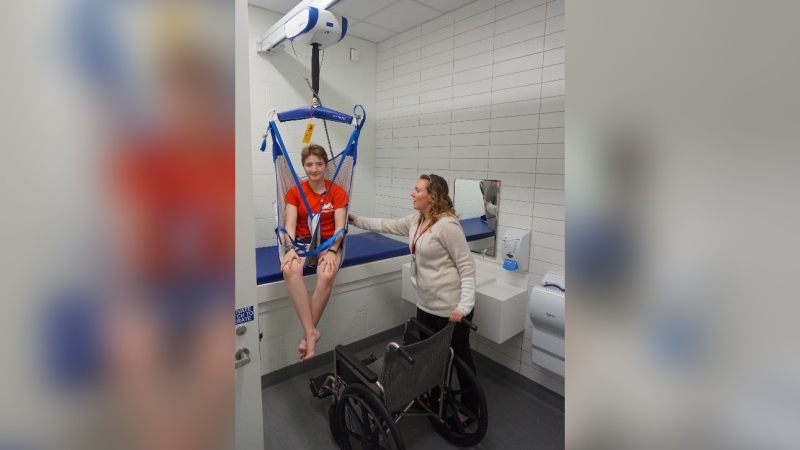 New accessible lift available at Lakeshore's WFCU pool.
(Photo courtesy of Town of Lakeshore) 