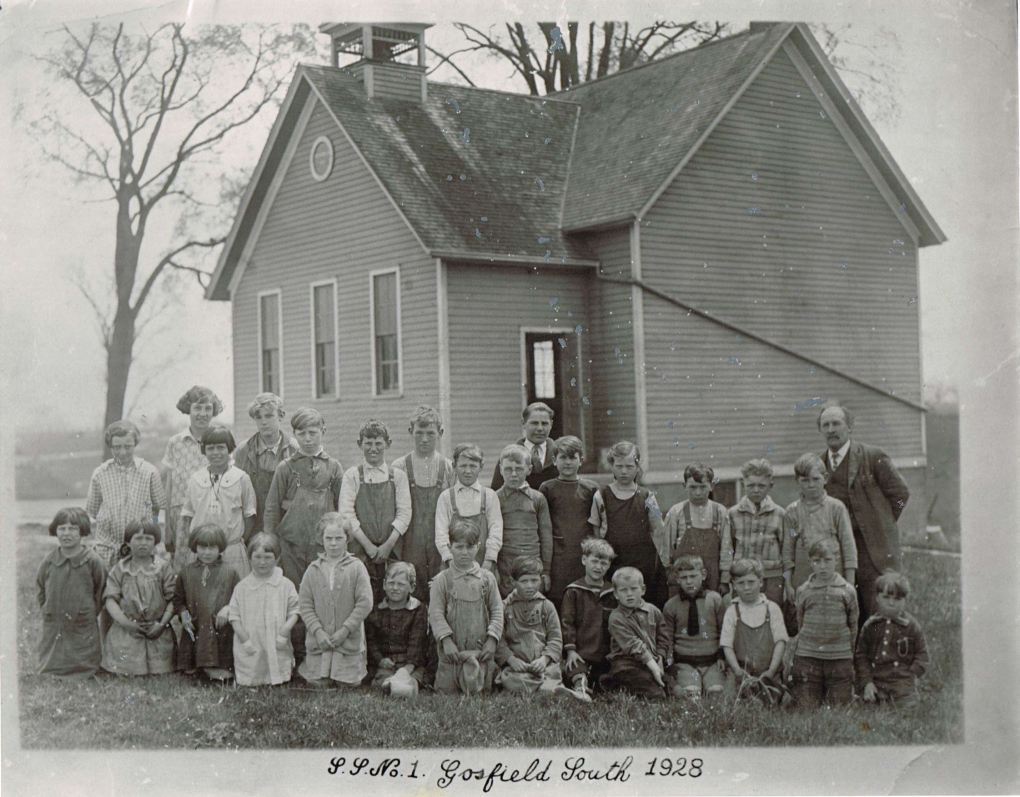 Gosfield South one-room schoolhouse