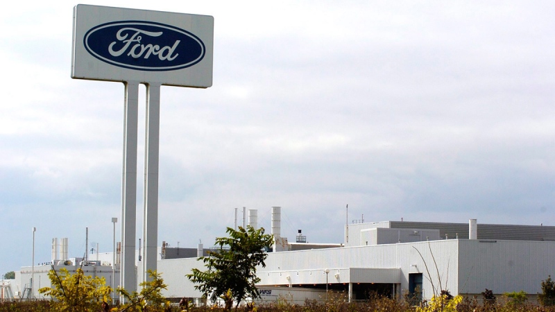 Ford's Essex Engine Plant in Windsor, Ontario on Sept. 15, 2006. (Craig Glover / THE CANADIAN PRESS)
