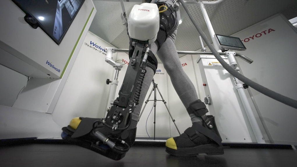 Toyota Welwalk WW-1000 robotic leg