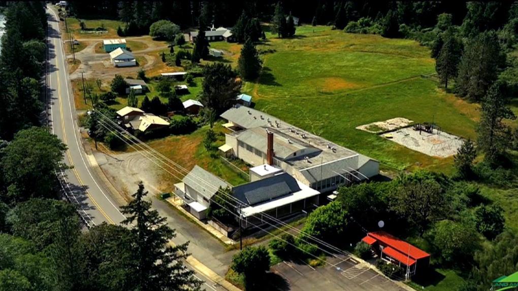 Tiny Oregon town up for sale