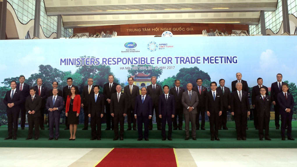 Trade ministers in Vietnam