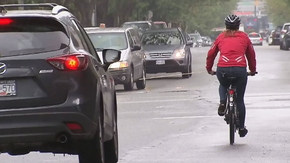Advocates want one-metre buffer for cyclists