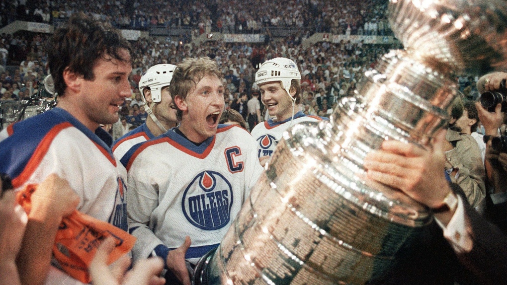 Edmonton Oilers captain Wayne Gretzky 