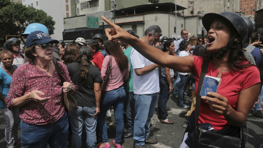 Venezuelans clash over constitution